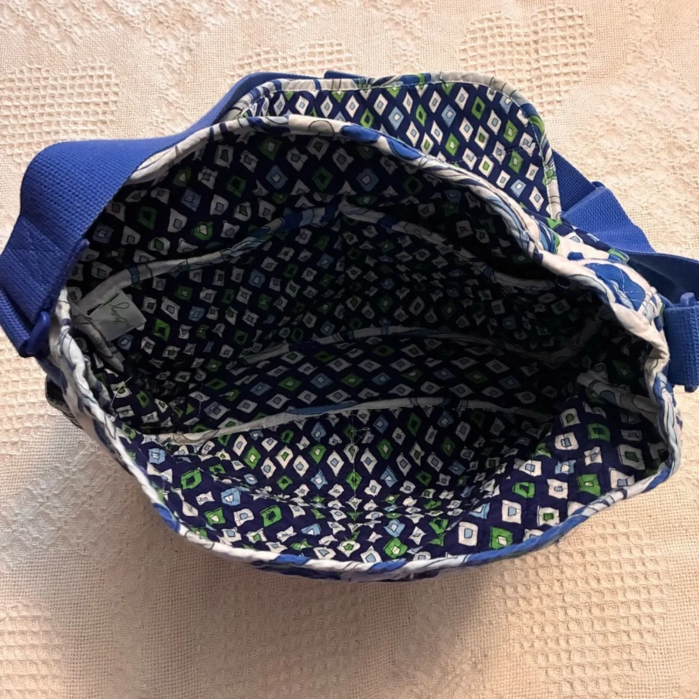 Vera Bradley Blue and White Crossbody Messenger Laptop Shoulder Bag 12x15 U.S.A.